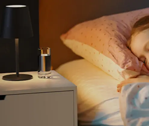 portable-cordless-led-waterproof-desk-lamp-4